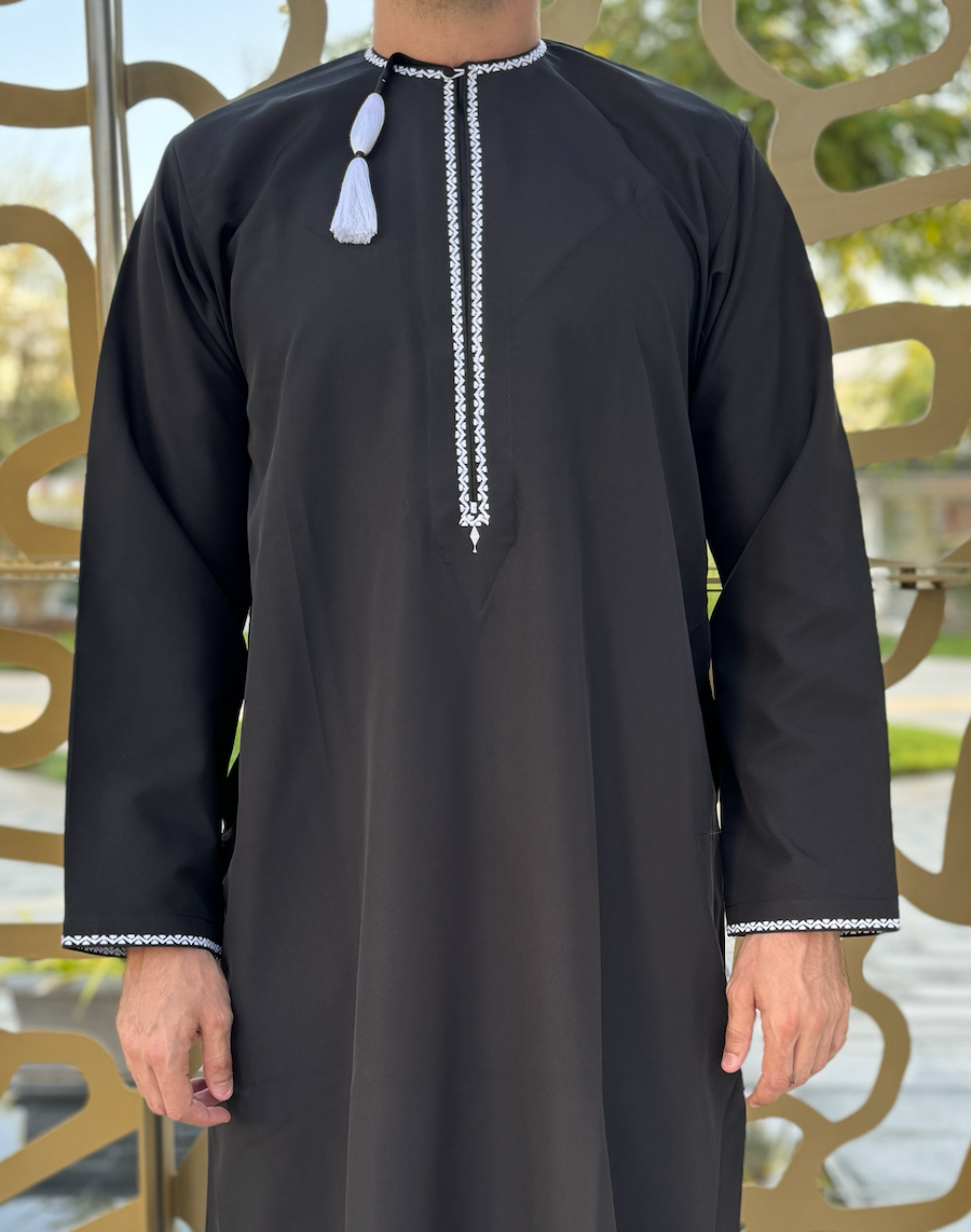 Black Sapphire Omani Dishdasha