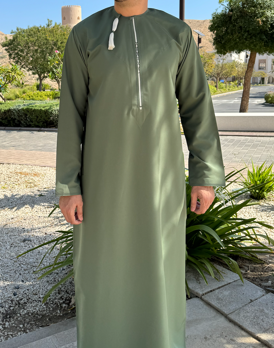 Hiba Omani Dishdasha
