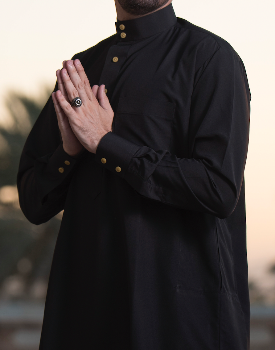 Qamis Saoudien Diamant Noir Doré