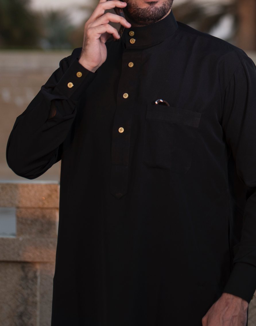 Qamis Saoudien Diamant Noir Doré
