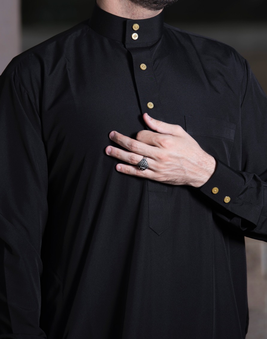 Qamis Saoudien Diamant Noir Doré