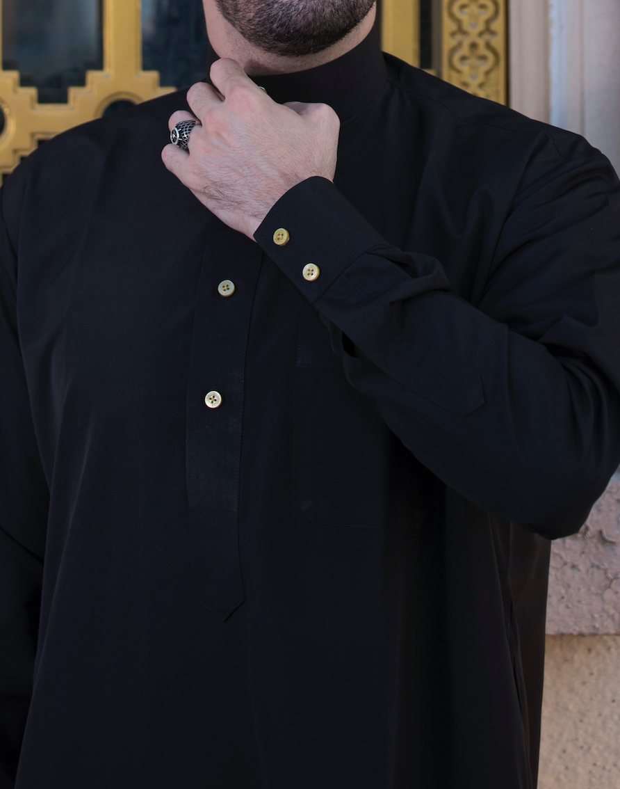 Qamis Saoudien Diamant Noir Doré